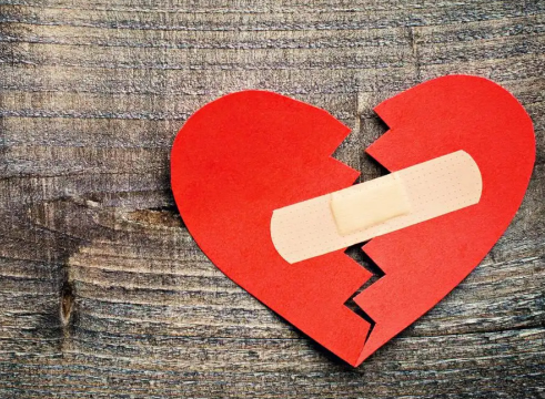 婚姻里，如担心伴侣背叛，先明确的忠诚规则