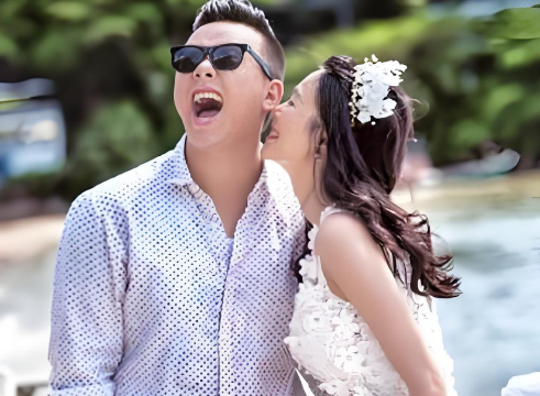 连带着十三年婚姻里所有温热的回忆都结了霜