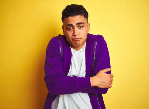 男人总掩盖自己的错误,把道德包袱甩向女人 男人总掩盖自己的错误,把道德包袱甩向女人